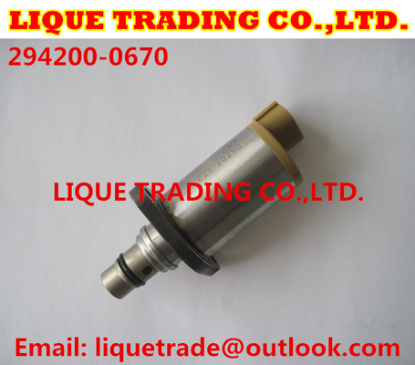 Chine Valve véritable 294200-0670 de contrôle de la pression de DENSO SCV pour les moteurs diesel d'Isuzu 6HK1 8981305080 8981818310 fournisseur