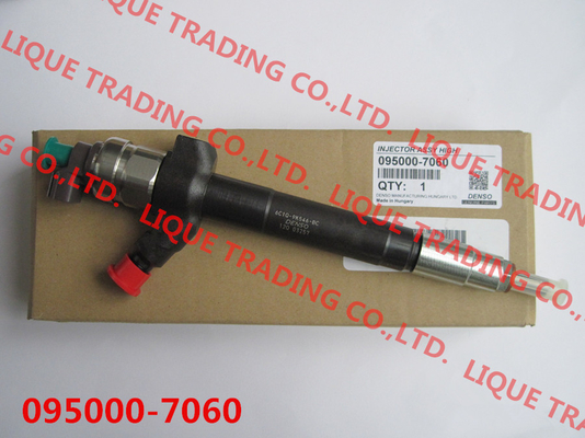 LA CHINE Injecteur commun véritable de rail de DENSO 095000-7060 095000-7060 pour Ford 6C1Q-9K546-BC, 6C1Q9K546Because fournisseur