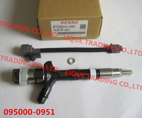 LA CHINE Injecteur de carburant commun de rail de DENSO 095000-0950, 095000-0951, 9709500-095 pour TOYOTA Dyna 23670-30040, 23670-39045 fournisseur