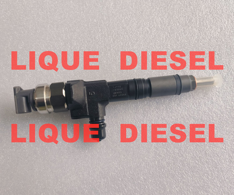 LA CHINE DENSO Injecteur de carburant 295050-1320 1J770-53053 2950501320 1J770-53053 1J770-53052 1J770-53051 1J770-53050 fournisseur