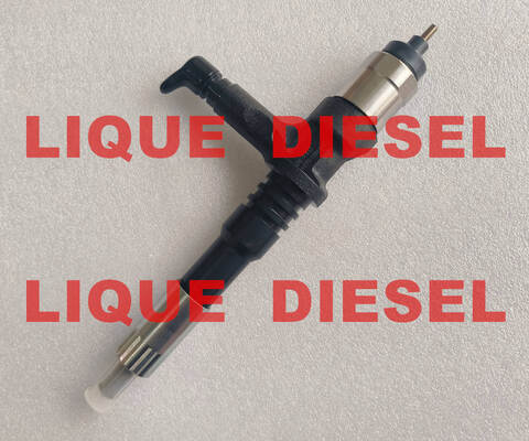 LA CHINE Injecteur common rail authentique 095000-6070 0950006070 6251-11-3100 6251113100 pour moteur PC400/450-8 fournisseur