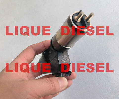Injecteur de carburant 095000-1082 095000-1081 095000-1080 0950001082 0950001081 0950001080 1153004332 1153004331 1153004330 fournisseur