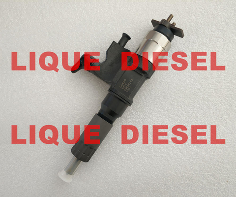 Injecteur de carburant de DENSO 095000-547, 095000-5470/095000-5474/095000-5471/8973297036 /8-97329703-6 fournisseur